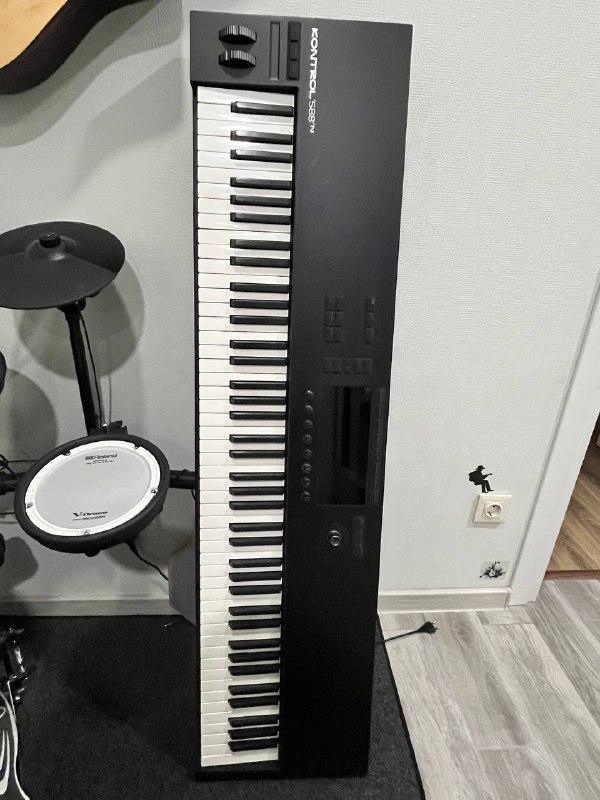 Native Instruments Kontrol S88 MK3