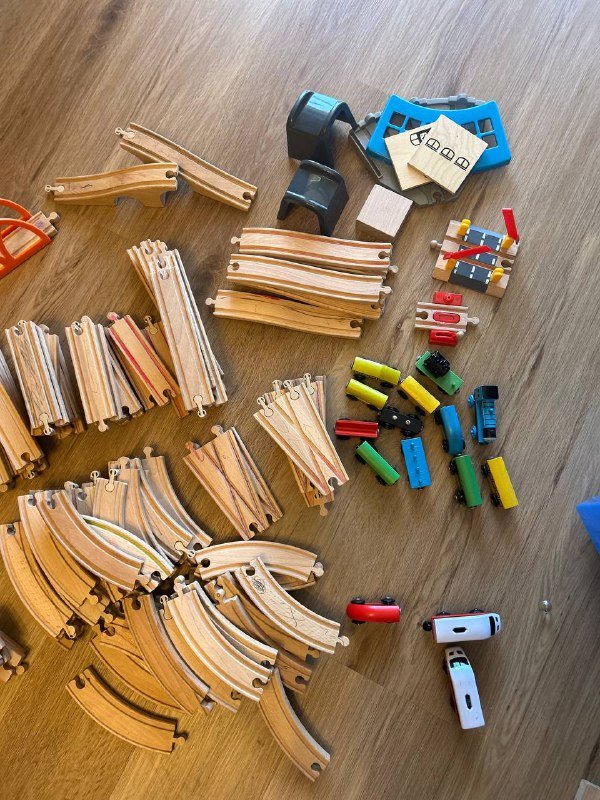 Деревянная игрушечная дорога с электропоездом Икеа 5