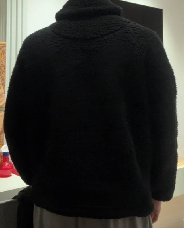 Куртка овечка, теплая, мягкая черная 3