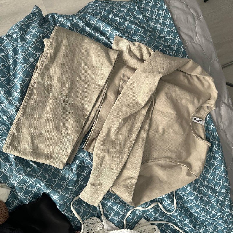 Женский костюм 2