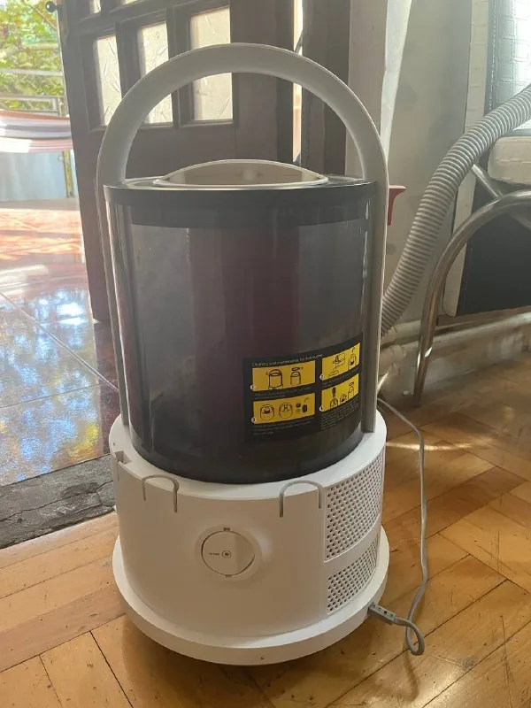 Пылесос Deerma TJ200W 1