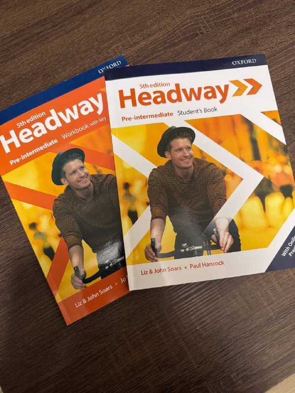 Рабочая тетрадь и учебник по английскому Headway
