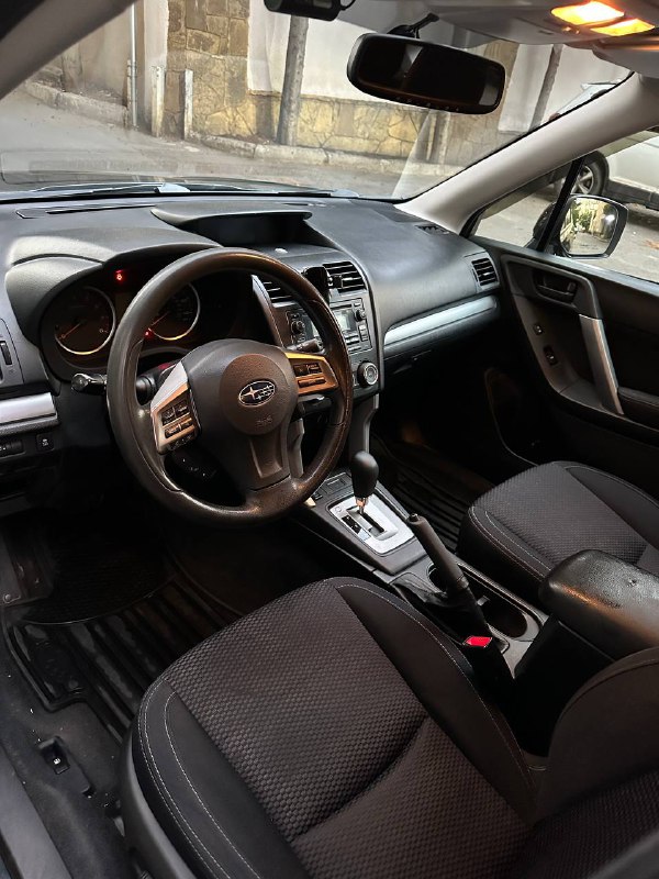 Subaru Forester 2013 2.5 бензин вариатор 5