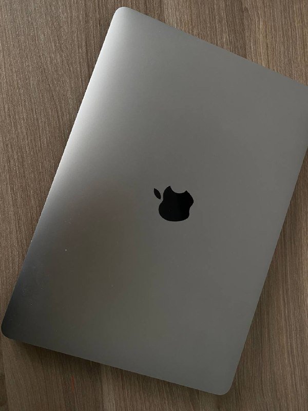 ноутбук Air модель A2337 3