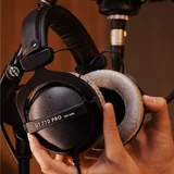 Beyerdynamic DT 770 Pro, Rode PodMic, пантограф, бустер 2