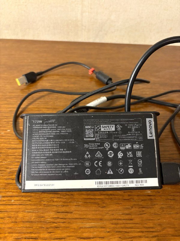 Зарядное устройство для ноутбука Lenovo