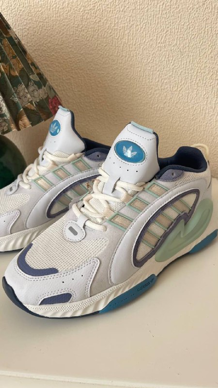 Кроссовки Adidas 40 размер 2