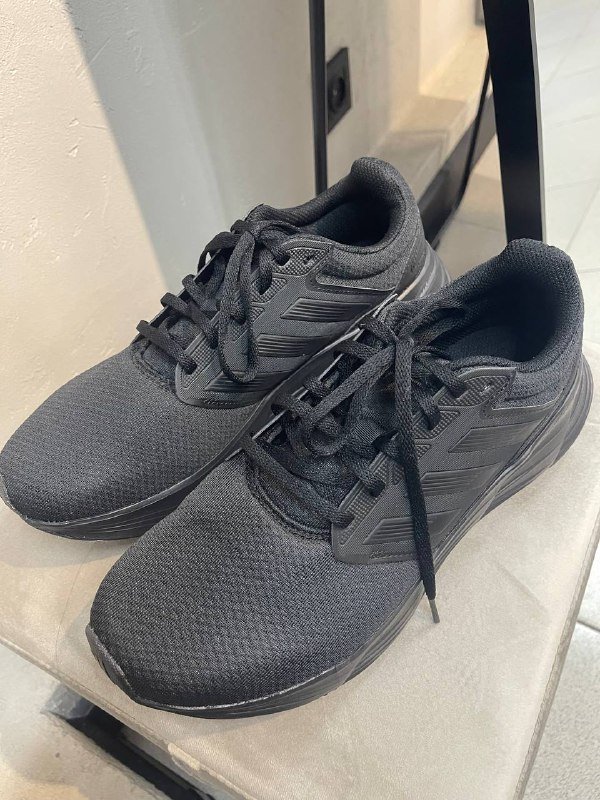 кроссовки Adidas мужские размер 44