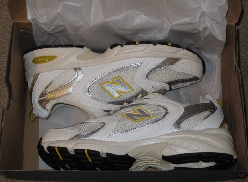 New Balance 530 White Sea Salt Yellow 44-44,5 размер