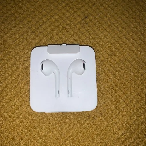 Наушники Apple Lightning