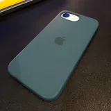 iPhone 16e 2