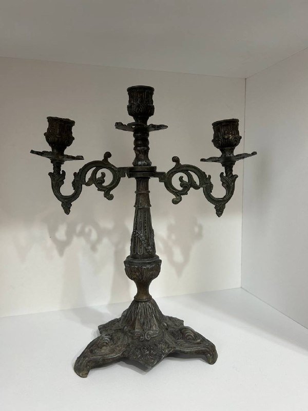 Винтажный подсвечник