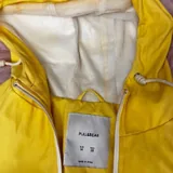 Жёлтый дождевик Pull&Bear 1