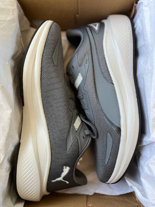 Оригинальные Puma серые и чёрные кроссовки 3