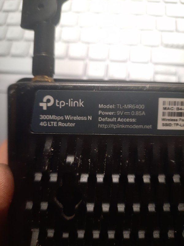Два 4G LTE роутера TP-LINK MR6400, KINETIC 4G KN-1211 4