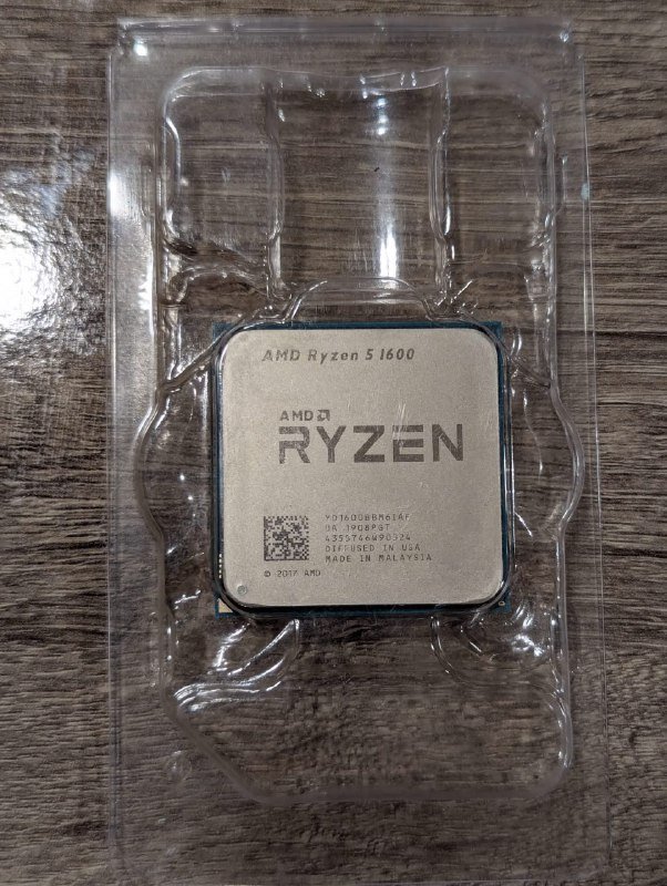 AMD Ryzen 5 1600AF, Термопаста Arctic Cooling MX-4, KVM переключатель, Sapphire Pulse AMD Radeon RX 6600, Sapphire Pulse AMD Radeon RX 580