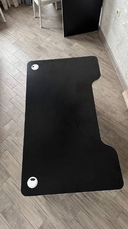 Компьютерный стол 3