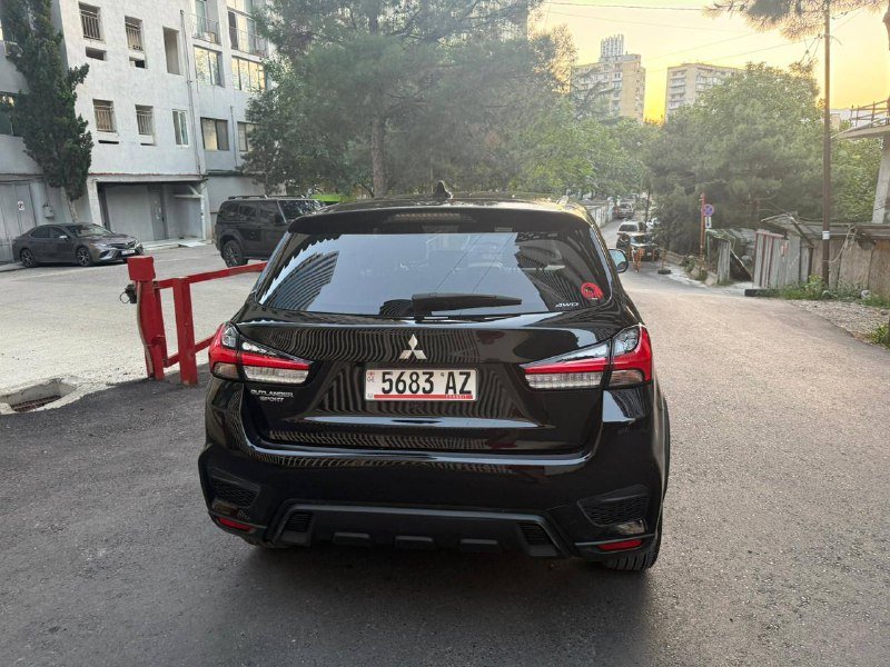 Mitsubishi Outlander Sport 2.0 4WD 2