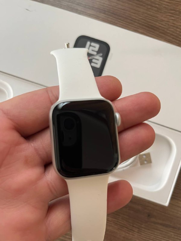 Apple Watch SE 40 2 поколения 2