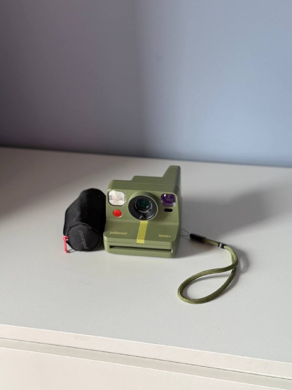 Polaroid Now+, Versace мужской, часы Casio G-Shock