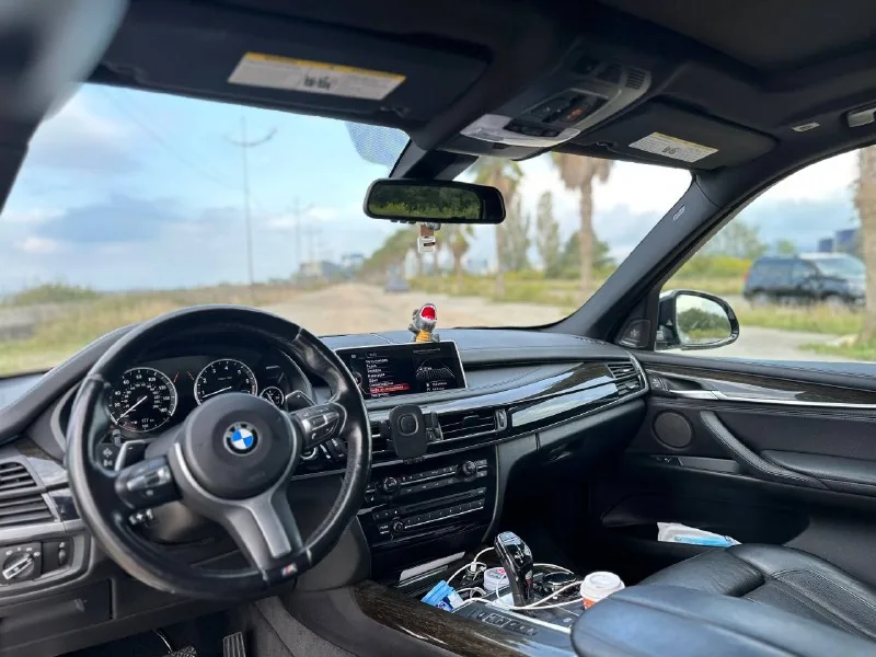 BMW X5 2015 1