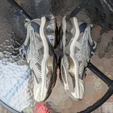 Женские кроссовки ASICS GEL-QUANTUM KINETIC 3