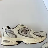 Женские кроссовки New Balance 2