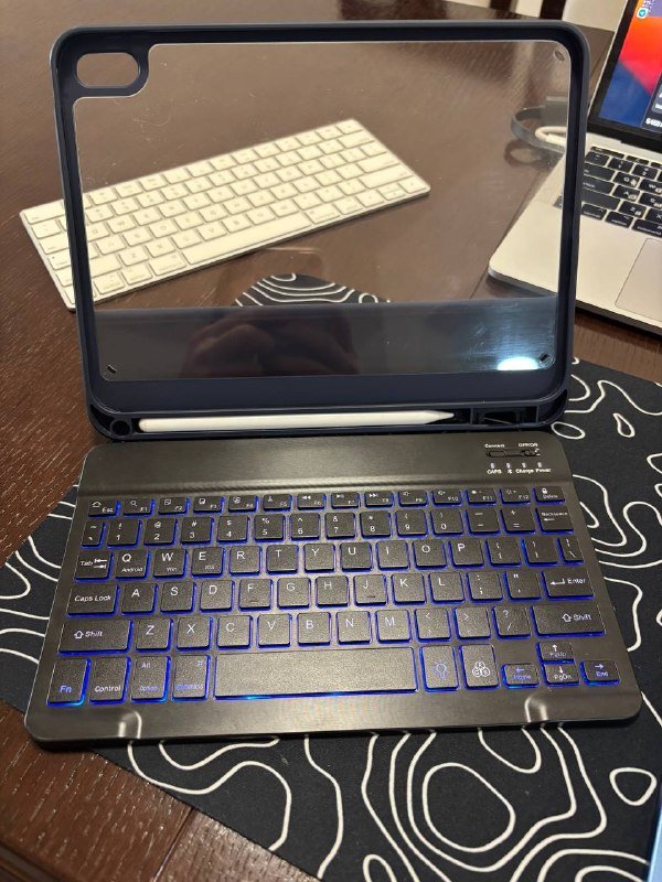 iPad 10 blue 64GB with original case, keyboard, stylus