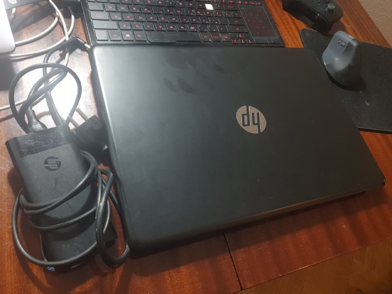 Ноутбук HP 17-ab427ur