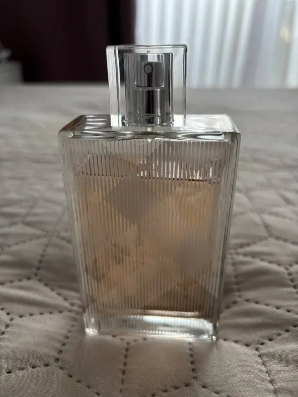 Burberry Brit 100 ml, Hermes Eau des merveilles bleue 30 ml 1