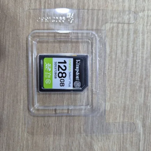 Карта памяти Kingston 128 ГБ