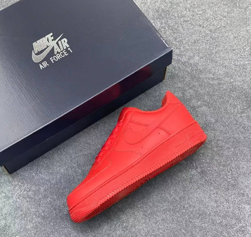 Nike Air Force 1 Low Triple Red shoes