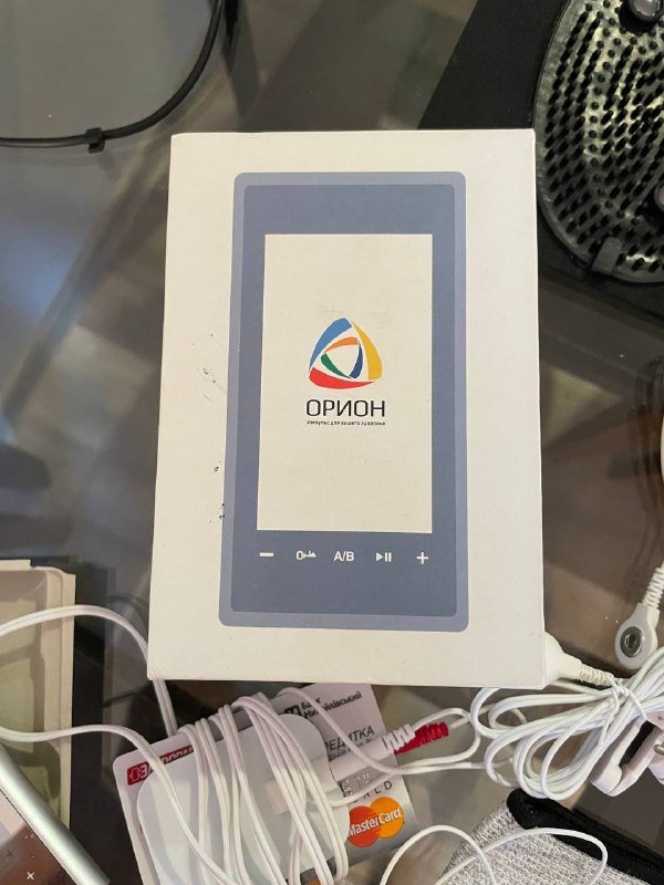 Портативный массажер орион с импульсными датчиками и насадками 3