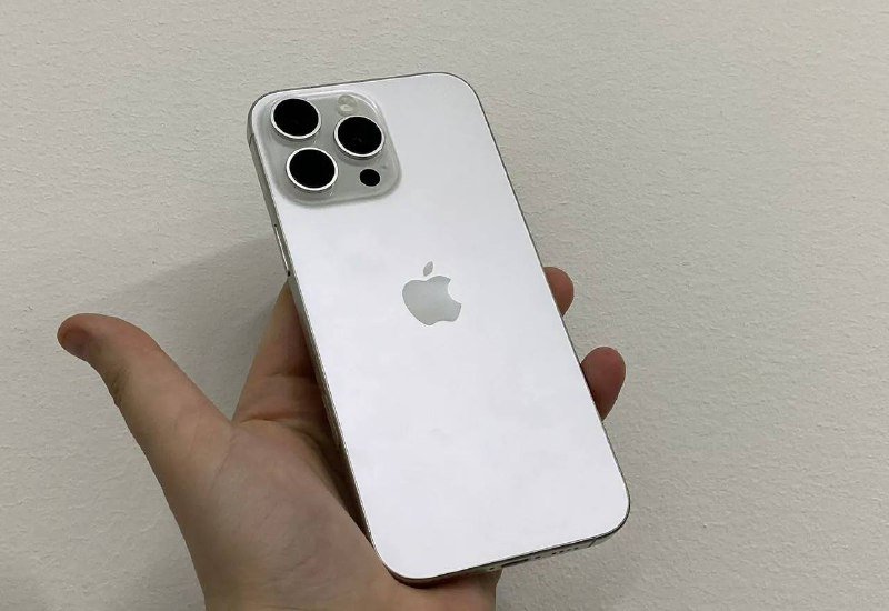 iPhone 16 Pro Max 256 GB белый