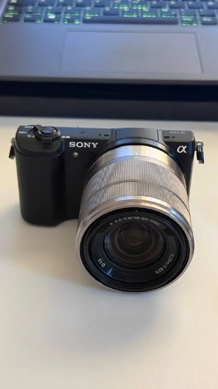 Камера Sony A5100, объектив Sony E 18-55 OSS 1