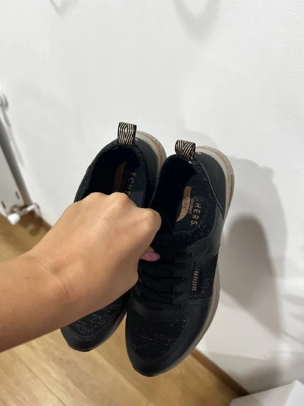 Кроссовки Skechers 1