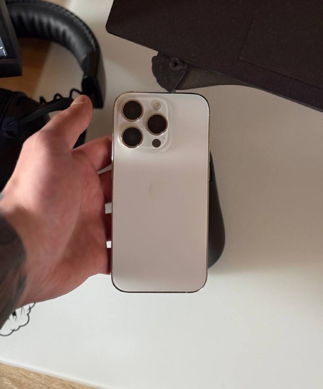 iPhone 14 Pro 256 GB Sim ESIM с кабелем 2