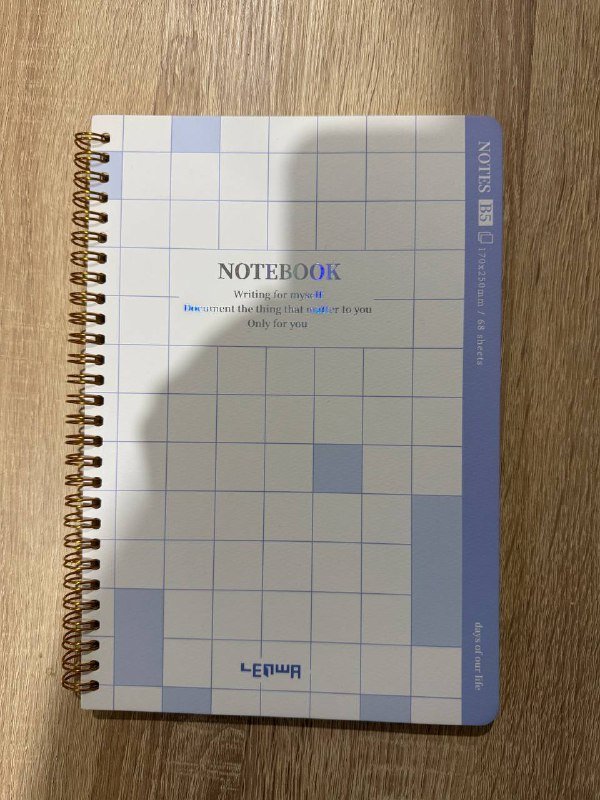 Акриловые краски, гуашь, кисти, карандаши, ленты, блокноты 9