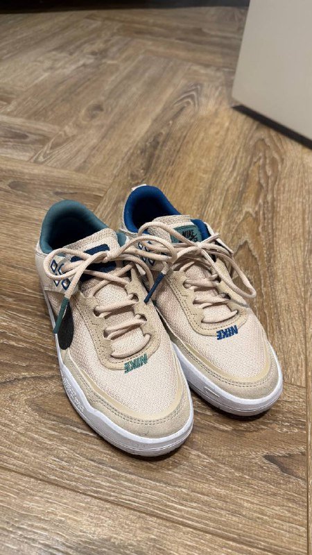 Кроссовки Nike 37,5 2