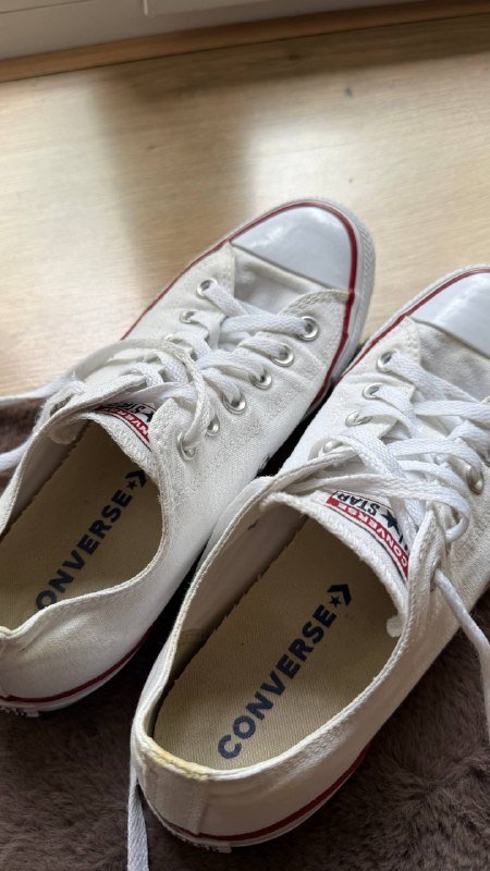 Кроссовки Adidas, шлёпанцы, кеды Converse 8