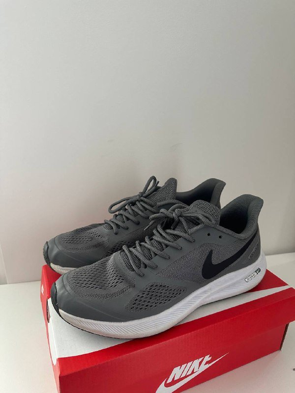 Обувь Nike 45 размер 3