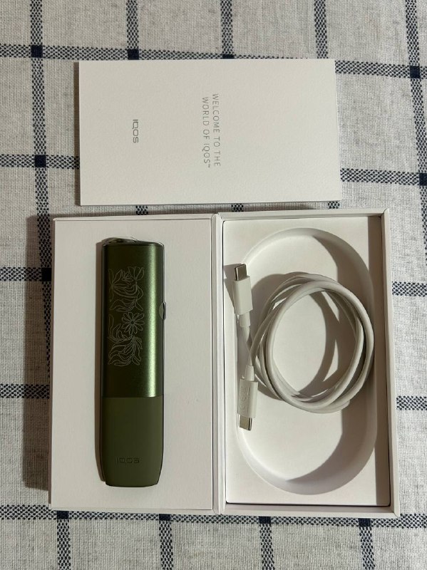 IQOS ILUMA ONE с гравировкой полный комплект