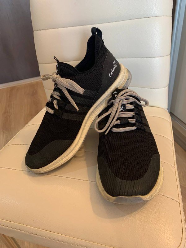 Кроссовки унисекс размер 41 2