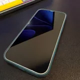 iPhone 16e 1