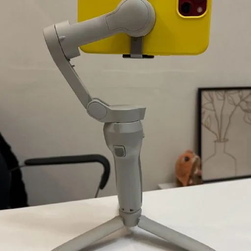 Стабилизатор для телефона DJI Osmo Mobile SE