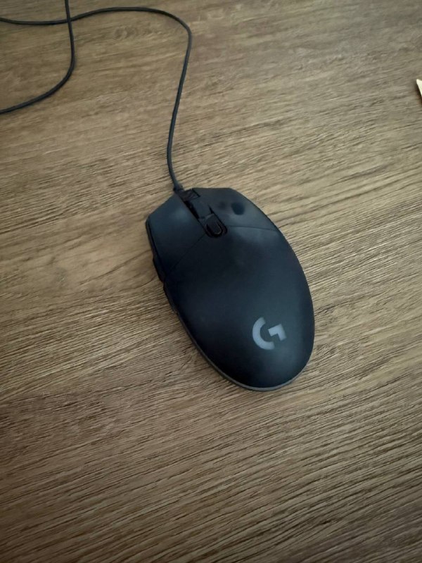 Монитор Lenovo 24’, мышь Logitech G203 2