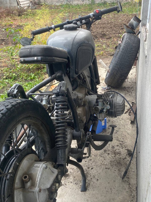 Советский мотоцикл Днепр 6