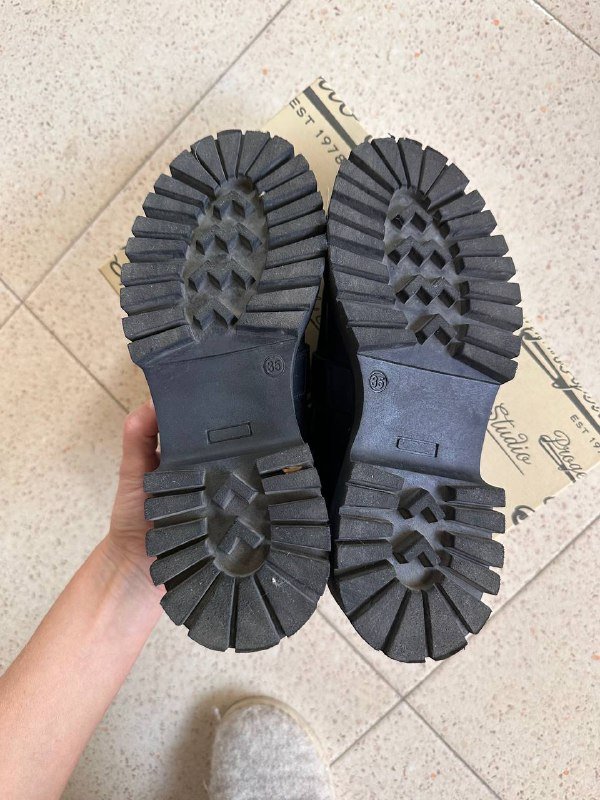 Лоферы Progetto by Studio 35 размер черные кожаные 8