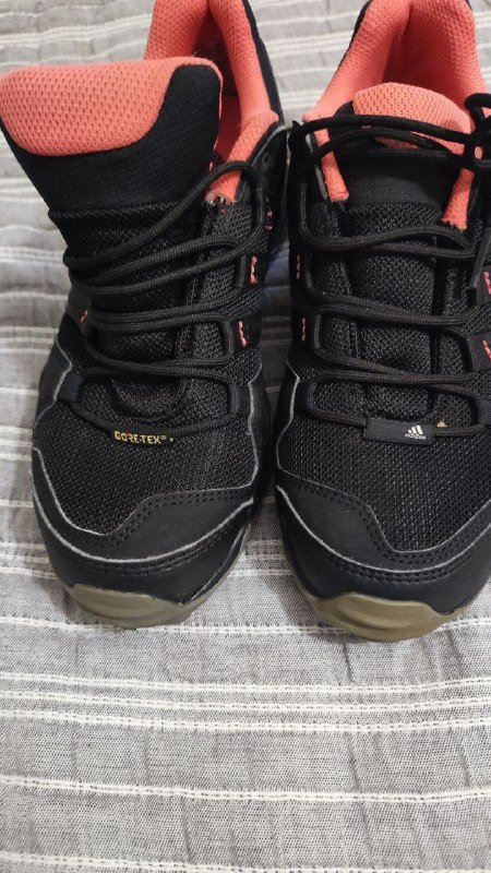 Женские кроссовки Adidas Terrex 37 размер 2