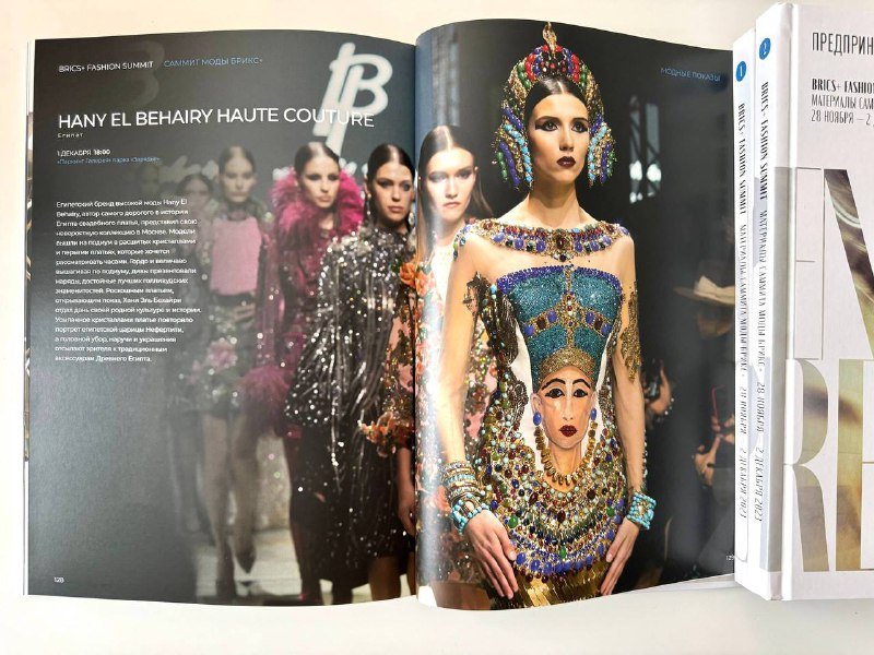 Винтажный фотоаппарат Зоркий-4К, пленки, книги в подарок 7